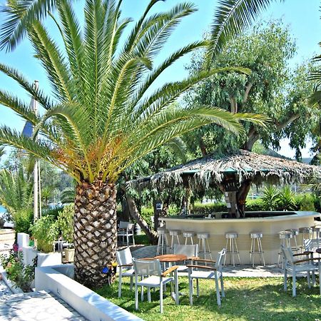 Athos Hotel นีดรี ภายนอก รูปภาพ