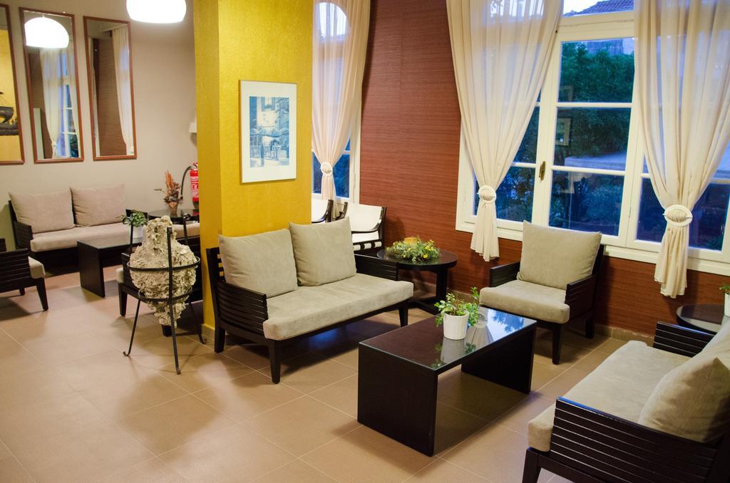 Athos Hotel นีดรี ภายนอก รูปภาพ