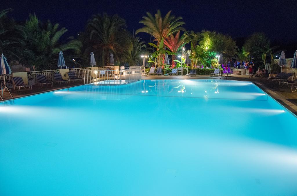 Athos Hotel นีดรี ภายนอก รูปภาพ